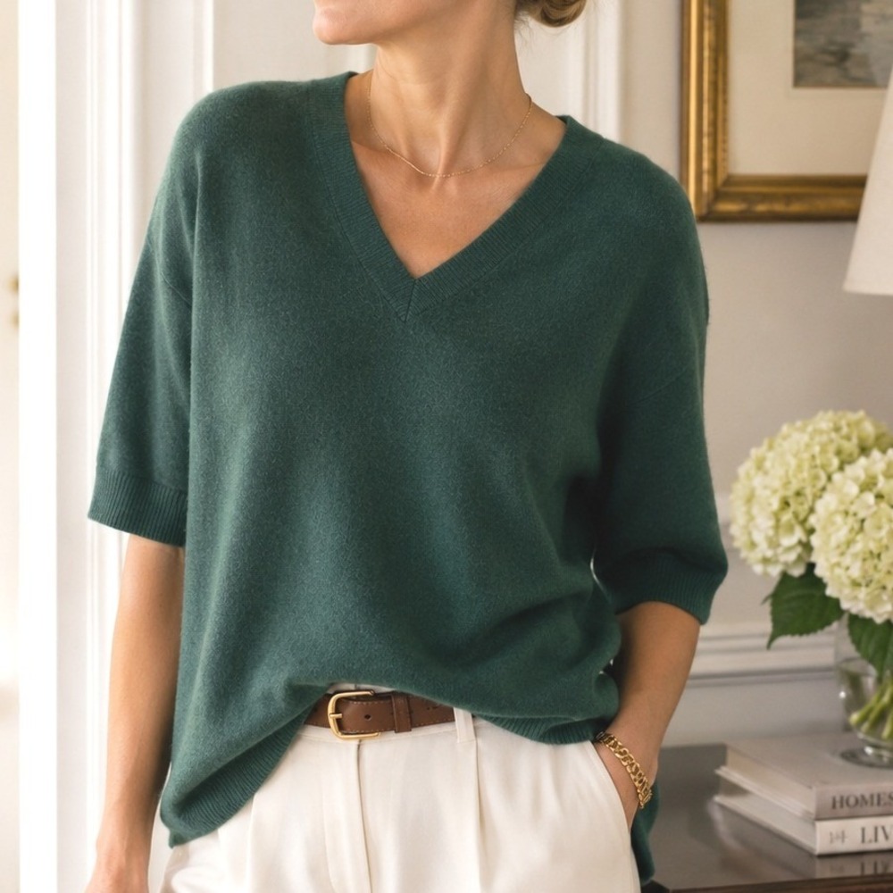 Neiman Marcus Exclusive 100% Cashmere Sweater Quiet Luxury Old Money Timeless